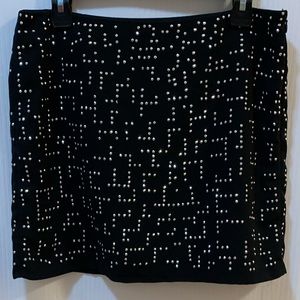 Gap Mini Skirt Black with Faux Rhinestones and hidden side zipper Size 6